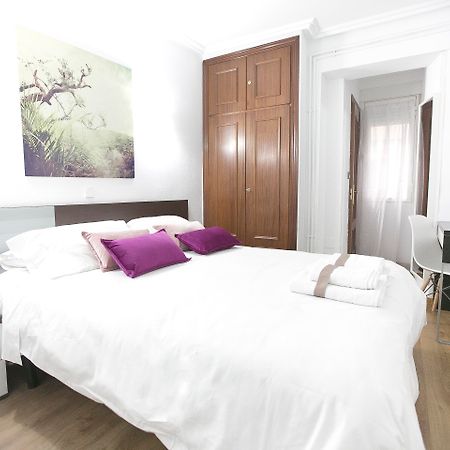 Ch La Banezana Hotel Madrid Buitenkant foto