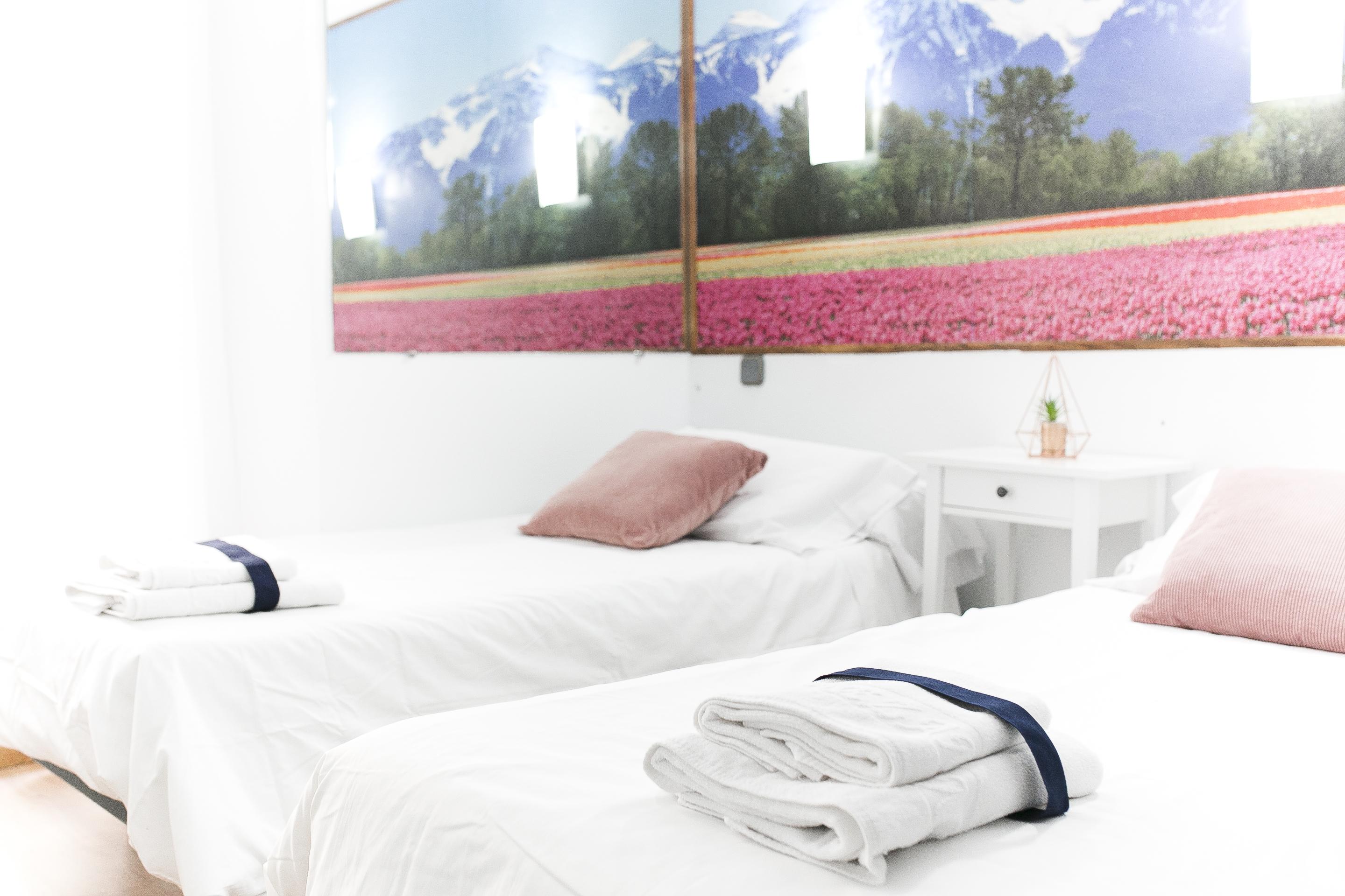 Ch La Banezana Hotel Madrid Buitenkant foto